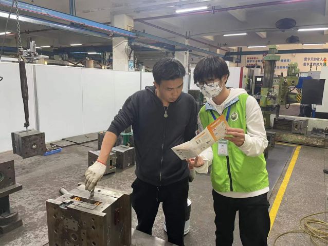 三鄉(xiāng)鎮(zhèn)開展“勤勞致富，遠(yuǎn)離毒品”禁毒宣傳活動(dòng)照片4.jpg