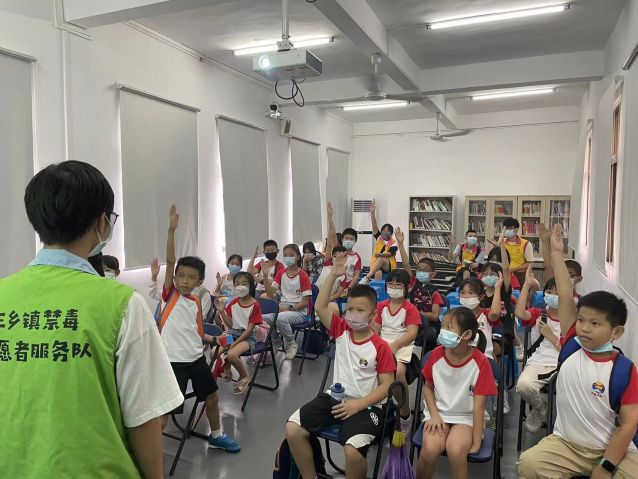 三鄉(xiāng)鎮(zhèn)開展“無毒暑期，健康同行”禁毒宣傳活動(dòng)圖片4.jpg