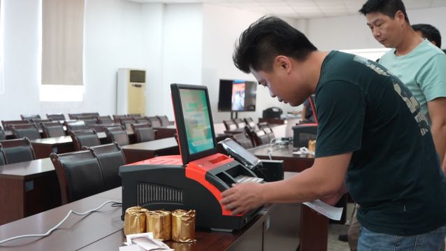 2023.6.6-銷售終端機(jī)煥新升級！中山體彩實(shí)體店迎來新“動能”  (2).jpg